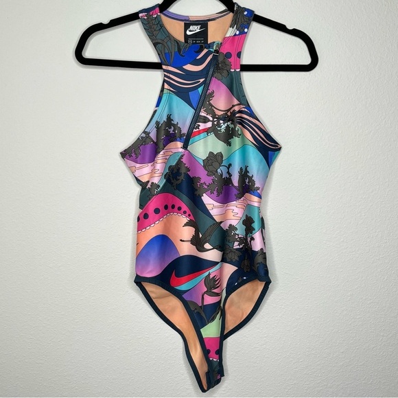 New with tag Nike Women’s Icon Clash Body Suit Size XS NWT - Picture 4 of 16